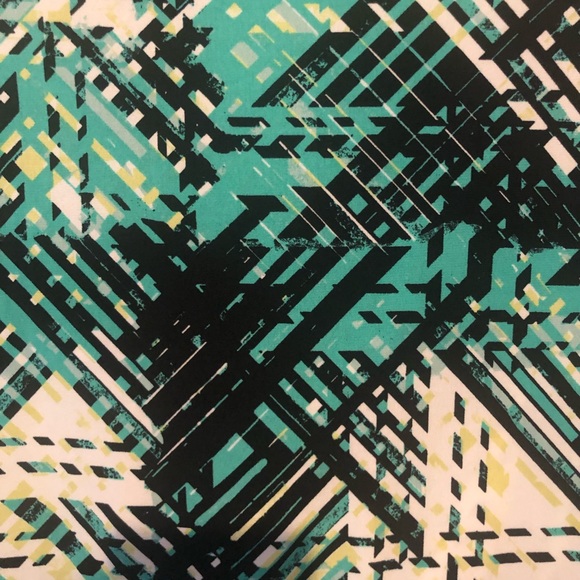 Worthington abstract print cowl neck top sz 2X NWT - Picture 6 of 6